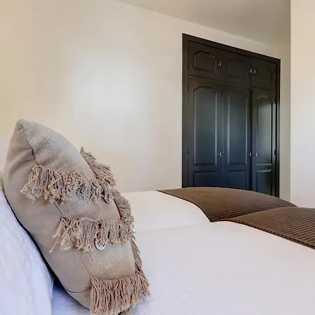 El Paseo - Gerenoveerd Met Zeezicht Appartement Estepona