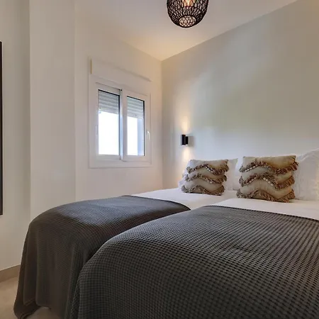 El Paseo - Gerenoveerd Met Zeezicht * Estepona