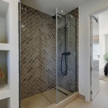 Appartement El Paseo - Gerenoveerd Met Zeezicht