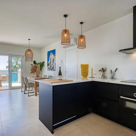 El Paseo - Gerenoveerd Met Zeezicht