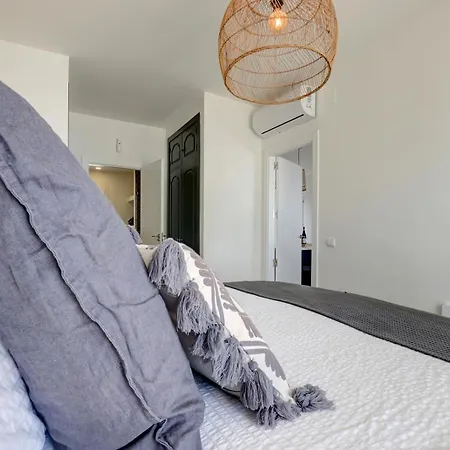 El Paseo - Gerenoveerd Met Zeezicht