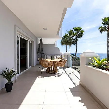 El Paseo - Gerenoveerd Met Zeezicht Estepona