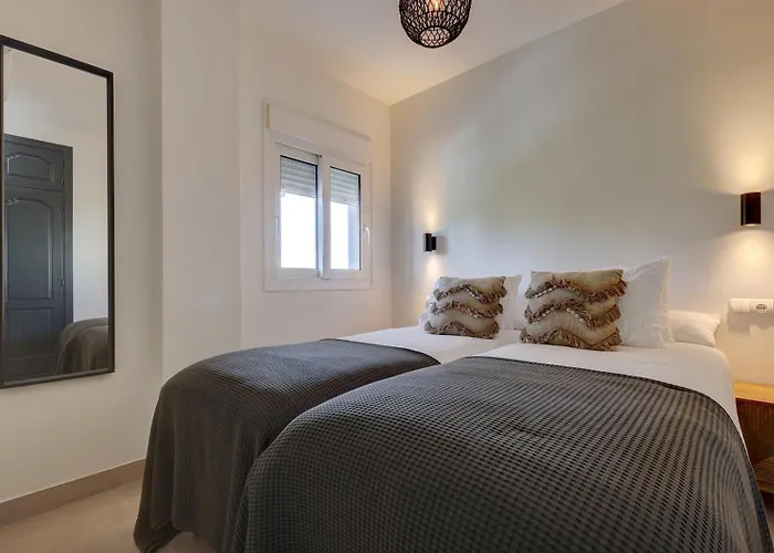 El Paseo - Gerenoveerd Met Zeezicht * Estepona