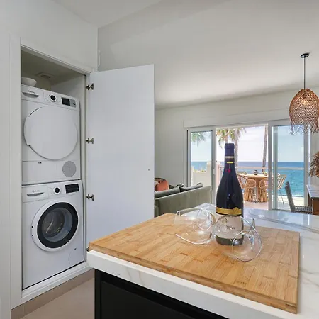El Paseo - Gerenoveerd Met Zeezicht Appartamento Estepona